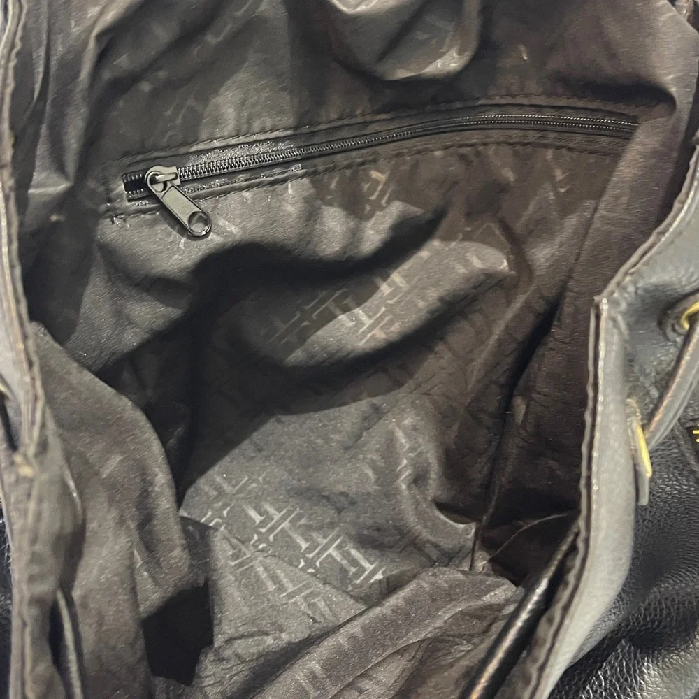 TIME AND TRU Black FAUX  Leather Backpack/BAG  VERY GOOD PREOWNED CONDITION